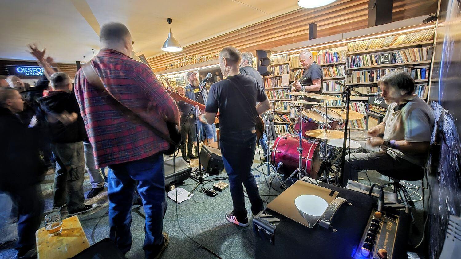 20251107_234316~2 (1)